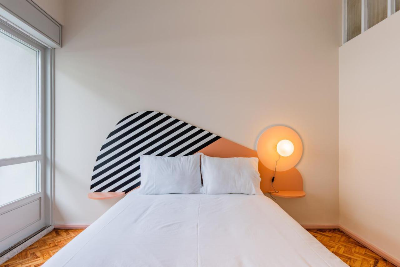 Amazing Duplex - Mid Century Experience & Parking Apartment ปอร์โต ภายนอก รูปภาพ